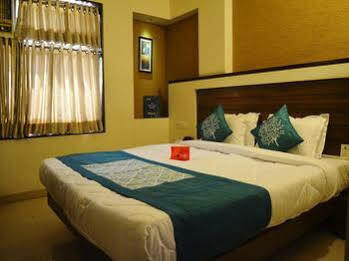 Oyo Rooms Railway Station Ankleshwar エクステリア 写真