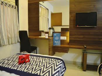 Oyo Rooms Railway Station Ankleshwar エクステリア 写真