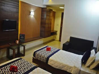 Oyo Rooms Railway Station Ankleshwar エクステリア 写真